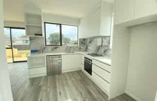 22b Sharland Avenue, Manurewa