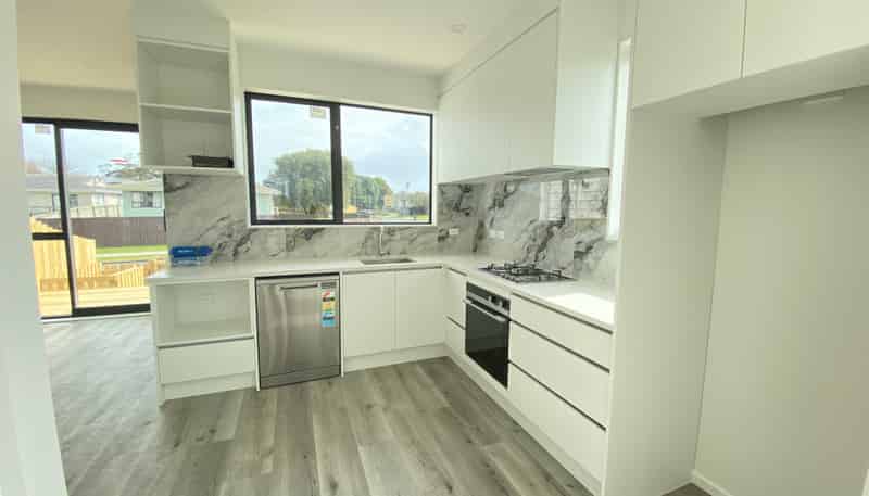 22b Sharland Avenue, Manurewa