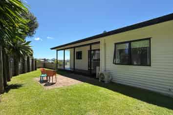 32B Waipuna Grove, Welcome Bay