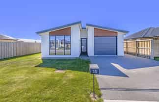 35 Greig Crescent, Amberley