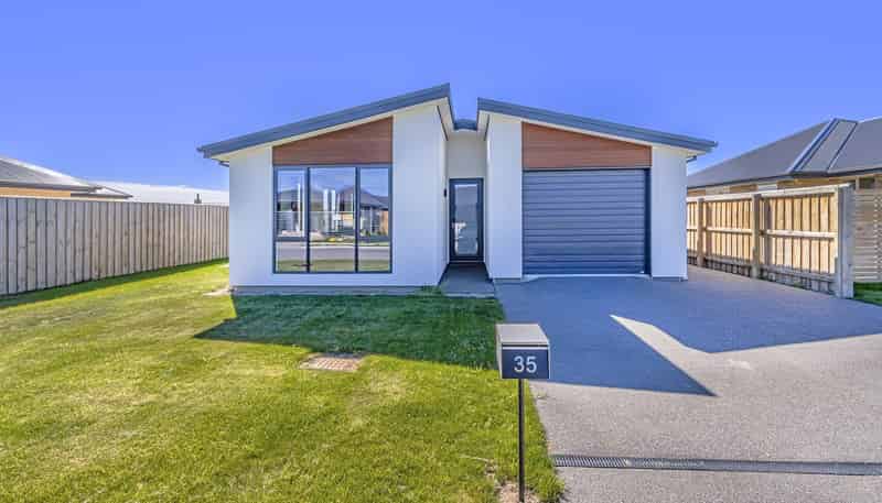 35 Greig Crescent, Amberley