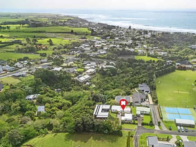 46 Donnelly Street, Oakura