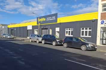 Bulk Retail For Lease