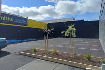 Bulk Retail For Lease