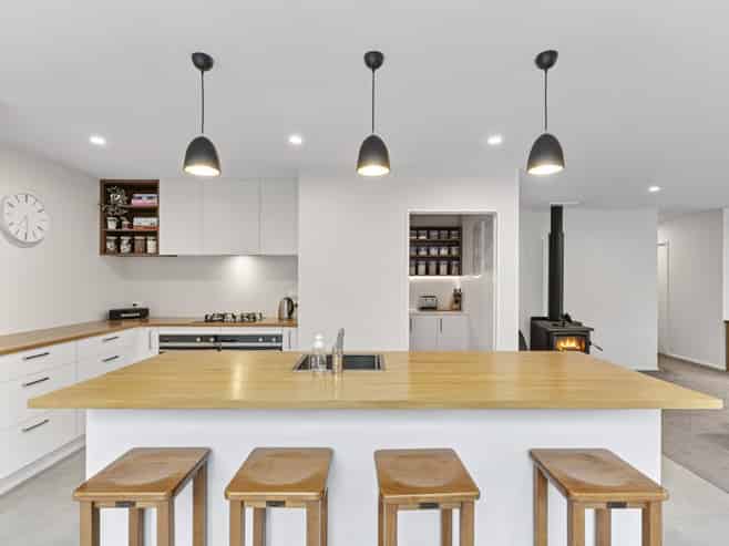 6 Mills Road, Wanaka