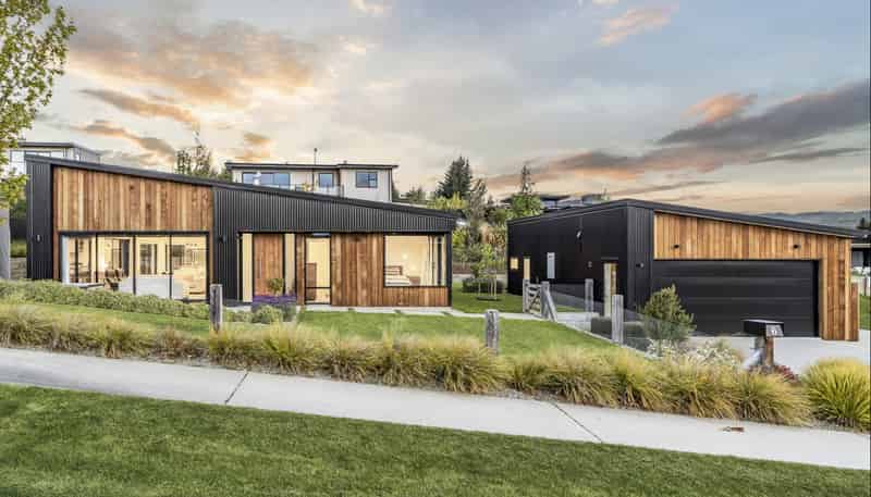 6 Mills Road, Wanaka