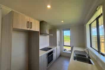 4 Maxwell Road, Pukekohe