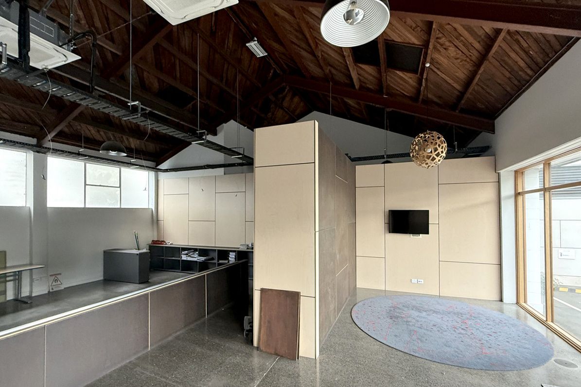 Boutique Industrial Office in the Heart of the City - Aanzicht 4