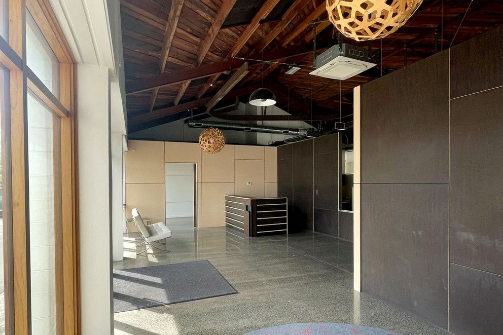 Boutique Industrial Office in the Heart of the City - Aanzicht 6