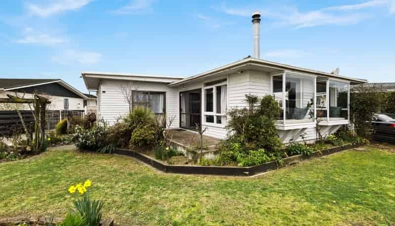 166 Flaxmere Avenue, Flaxmere