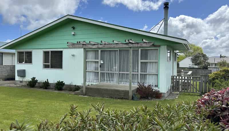 6 Tudor Road, Pahiatua