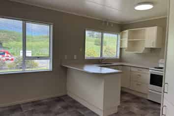 6 Tudor Road, Pahiatua