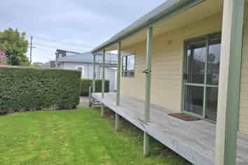 25a Ennismore Rd, Mount Albert