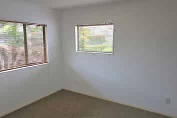 25a Ennismore Rd, Mount Albert