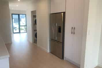 60 NGANUI AVENUE "WAIATA SHORES", Takanini