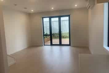 60 NGANUI AVENUE "WAIATA SHORES", Takanini