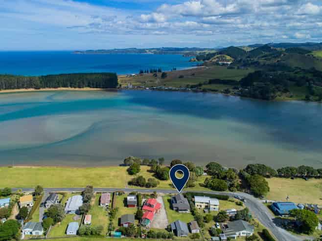 2173 Whananaki North Road, Whananaki