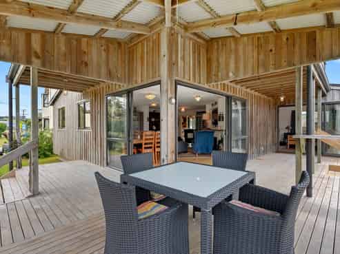 2173 Whananaki North Road, Whananaki