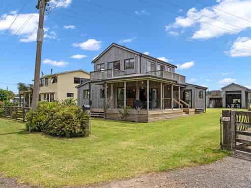 2173 Whananaki North Road, Whananaki