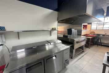 Ready to go F&B Retail