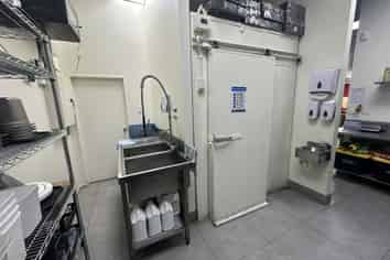 Ready to go F&B Retail