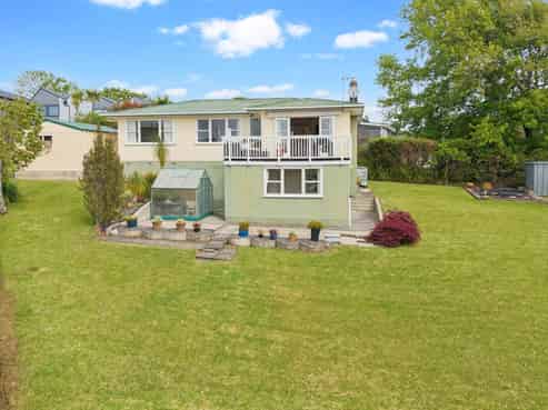 18 Cherry Road, Bucklands Beach