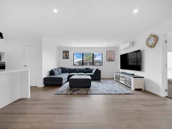 2 VIV GREEN PLACE, Pokeno