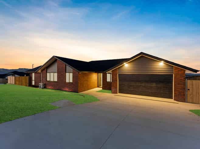 2 VIV GREEN PLACE, Pokeno