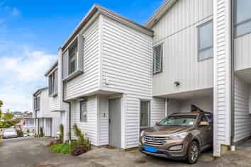 48B Lyttelton Avenue, Forrest Hill