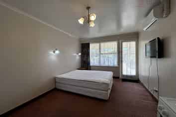 4/13 Darvel Street, Riccarton