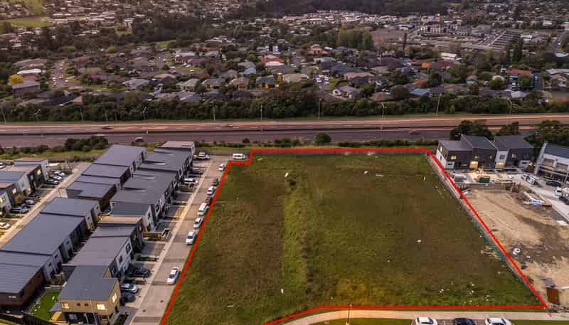 2 Tieke Lane, Massey