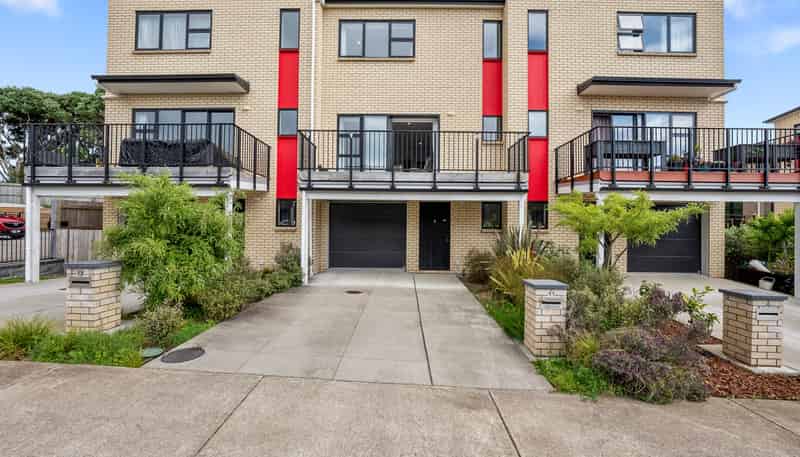 11 Tuhono Street, Manukau