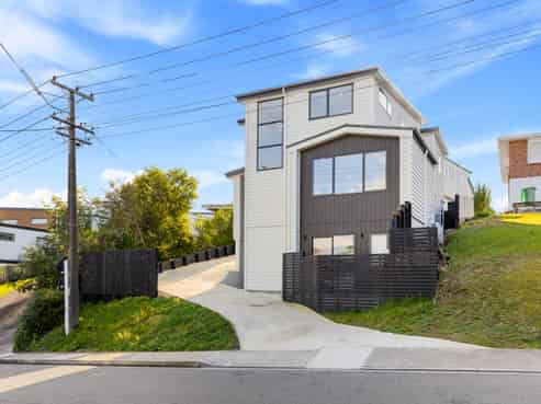 68 Sunnynook Road, Sunnynook