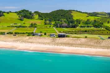 1863 Pataua North Road, Pataua North