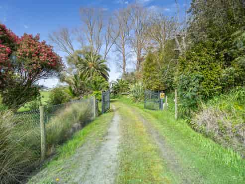 847B Pouto Road, Te Kopuru