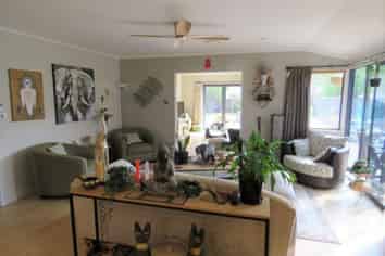 86 Barrett Road, Whalers Gate