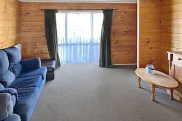 1656 Cust Road, Cust