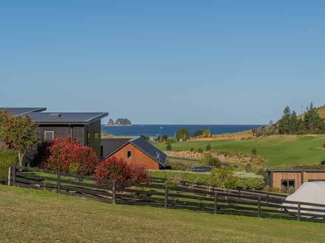 53 Discovery Drive, Whitianga