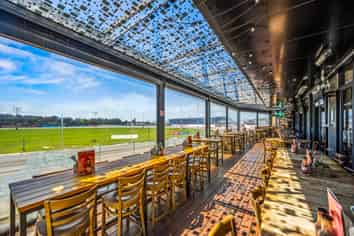 Recognized Brand + Stunning Aspect