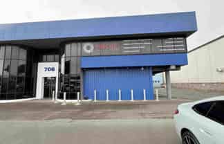 Bright & Brilliant Office Space