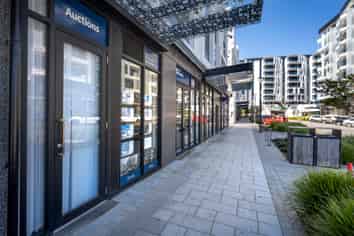 Entry Level Investment & Recognized Tenant