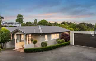 6 Norglen Lane, Riverhead