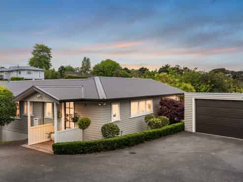 6 Norglen Lane, Riverhead