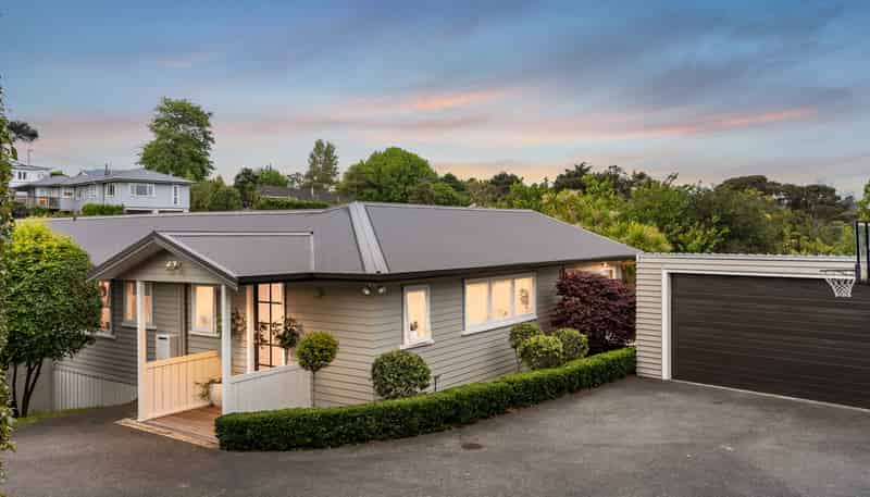 6 Norglen Lane, Riverhead