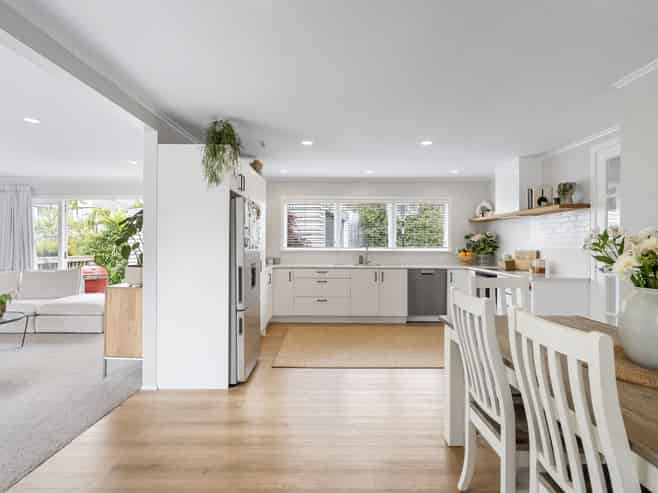 6 Norglen Lane, Riverhead