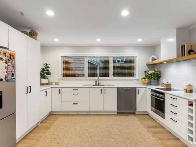 6 Norglen Lane, Riverhead