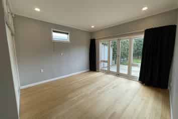 79 Hobsonville Road, West Harbour