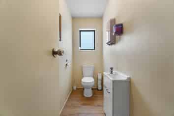 Modern Industrial Depot - Rare Find, Act Fast