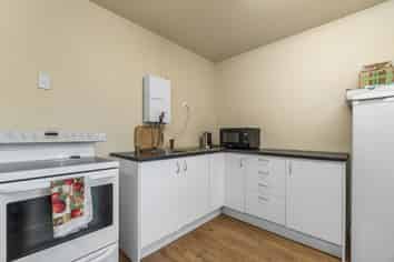 Modern Industrial Depot - Rare Find, Act Fast