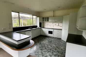 51 Oak Street, Masterton